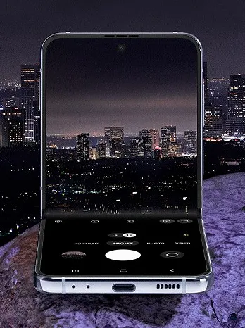 Galaxy Z Flip 4 Camera Low Light Shooting